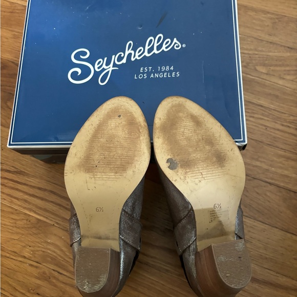 Seychelles Impossible Metallic Boots. - Picture 5 of 6